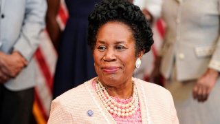 Sheila Jackson Lee, long-serving Democratic congresswoman and advocate for Black Americans, dies at 74 