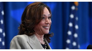 Democrats line up behind Kamala Harris after Biden drops reelection bid 