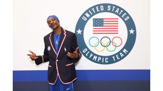 Snoop Dogg to carry Olympic torch in final stretch 