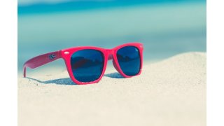 Sunglasses Meaning and Definition