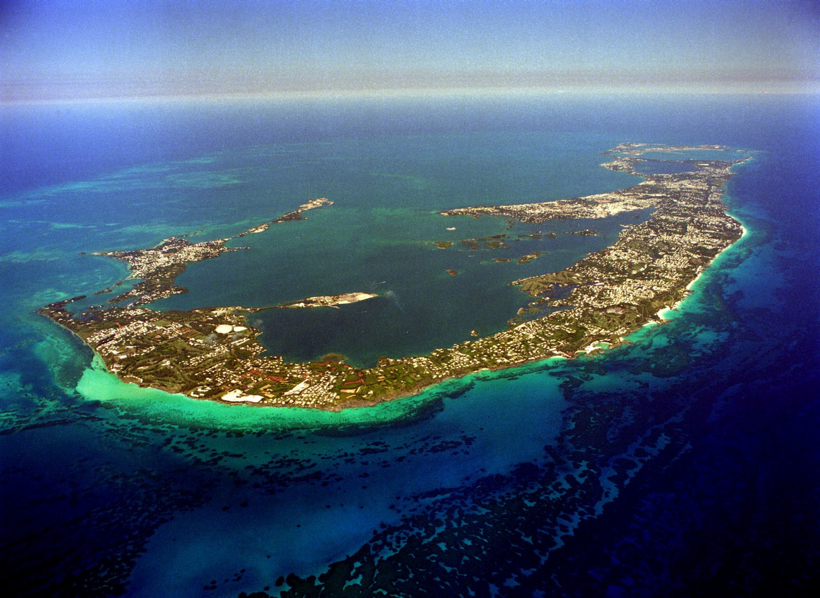Bermuda Meaning and Definition